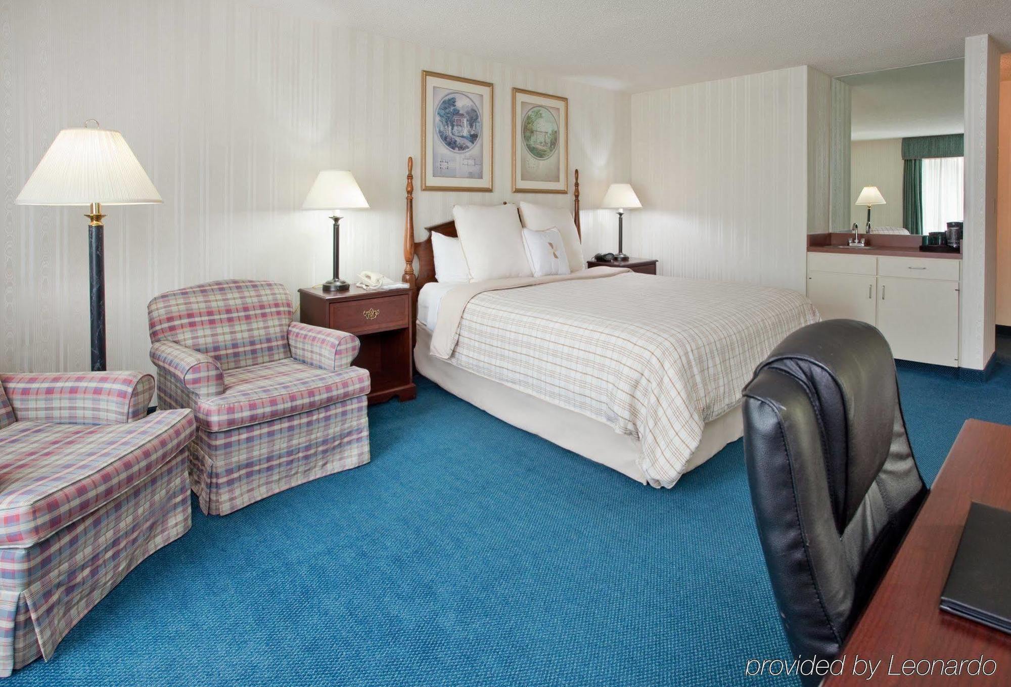 Millennium Durham Hotel Room photo